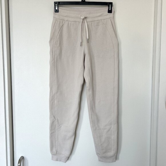 Lululemon Scuba High-Rise Cropped Jogger - Ivory - Sz 6 - Picture 1 of 14